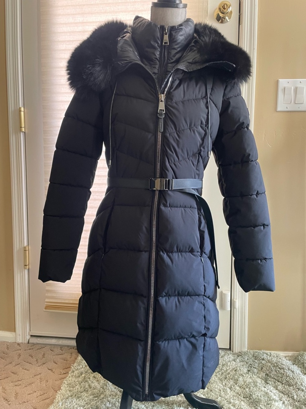 DKNY Black Quilted Belted Puffer Coat with Fur-Trim Hood